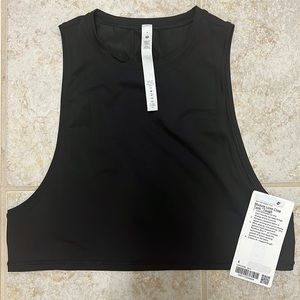 Black Lululemon tank
